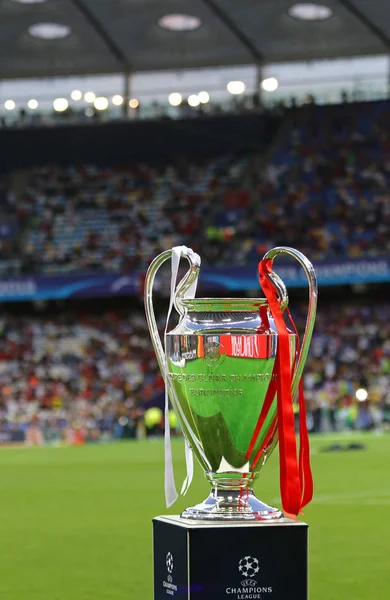 UEFAチャンピオンズリーグトロフィー(カップ) — ストック写真