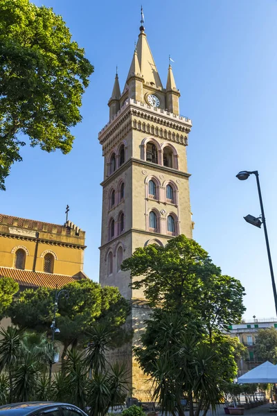 Messina Cathedral (Duomo di Messina), Sicília, Itália — Fotografia de Stock