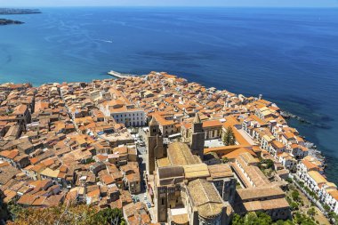 Cefalu eski şehir, Sicilya, İtalya'nın havadan görünümü