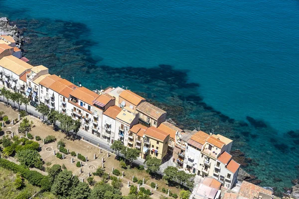 Vista aérea da cidade velha de Cefalu, Sicília, Itália — Fotografia de Stock