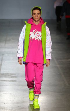 Ukrayna Moda Haftası Fw19-20: Sofia Rousinovich tarafından toplama