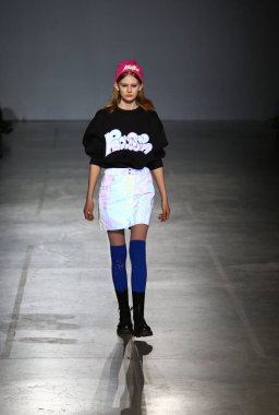 Ukrayna Moda Haftası Fw19-20: Sofia Rousinovich tarafından toplama