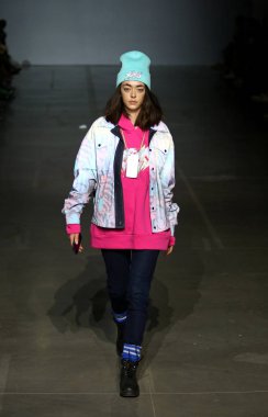 Ukrayna Moda Haftası Fw19-20: Sofia Rousinovich tarafından toplama