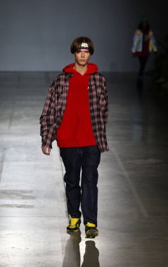 Ukrayna Moda Haftası Fw19-20: Sofia Rousinovich tarafından toplama