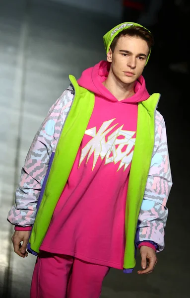 Ukrayna Moda Haftası Fw19-20: Sofia Rousinovich tarafından toplama