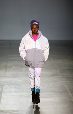 Ukrayna Moda Haftası Fw19-20: Sofia Rousinovich tarafından toplama
