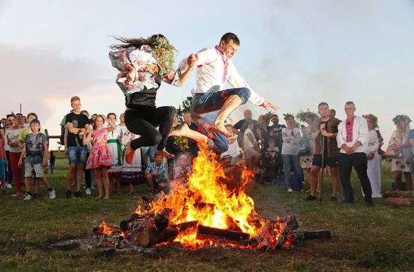 Traditionele Slavische viering van Ivana Kupala vakantie — Stockfoto