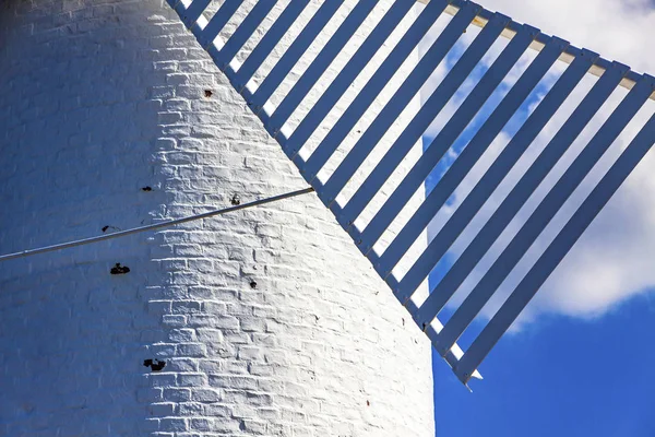 Vieux phare blanc à Swinoujscie, Pologne — Photo