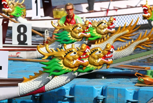 Campeonato Mundial de Tripulación Dragon Boat Club ICF 2019 en Kiev, Ukra — Foto de Stock