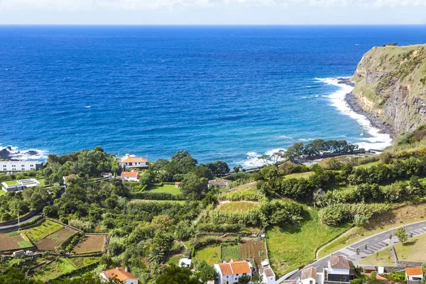 Pittoresca veduta naturale dell'isola di Sao Miguel, Azzorre, Portogallo — Foto Stock