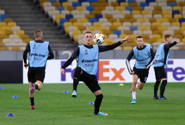 Liga Europa: FC Dynamo Kyjev v Malmoe. Předběžná shoda — Stock fotografie