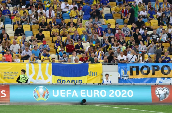 UEFA Euro 2020 runda kwalifikacyjna: Ukraina-Serbia — Zdjęcie stockowe