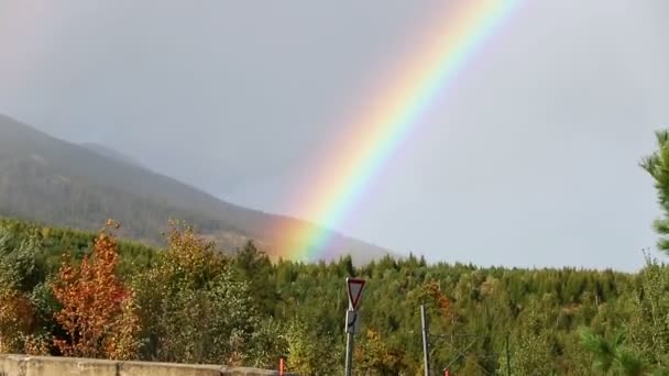 Rainbow over High Tatras Mountains near Vysoke Tatry, Slovaquie