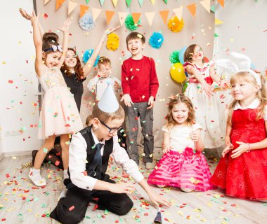 Animatör ile oyunlar 