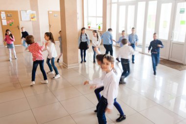 mola sırasında çocuk