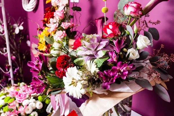 Beautiful flowers shop — Stock Photo, Image