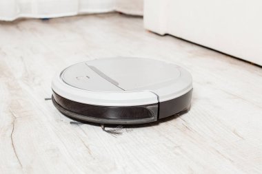 Robot elektrikli süpürge.