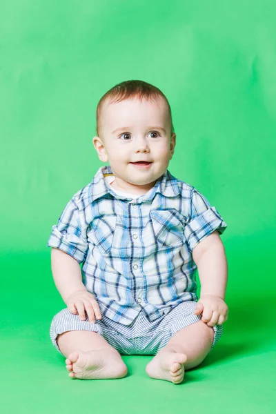 The pretty and happy baby — Stock Photo, Image