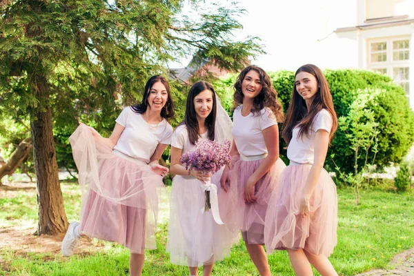 Party dívky před svatbou — Stock fotografie