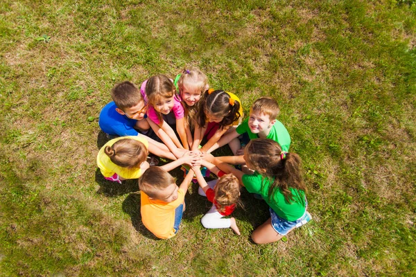 Tijdstip van voltooiing van de opleiding — Stockfoto