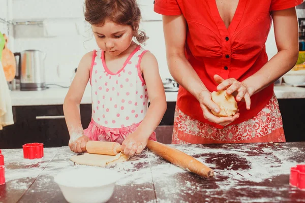 Gelukkig weinig chef-kok — Stockfoto