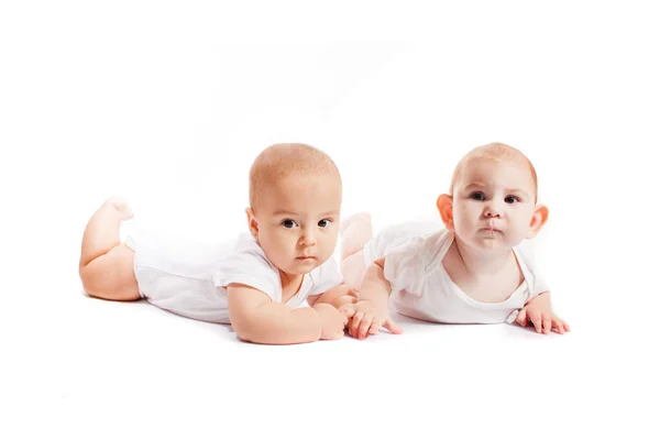 Bébé jumeaux mignons — Photo