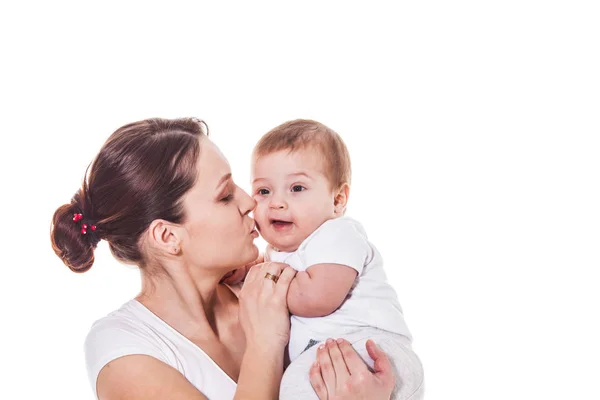 Bebê bonito nos braços das mães — Fotografia de Stock