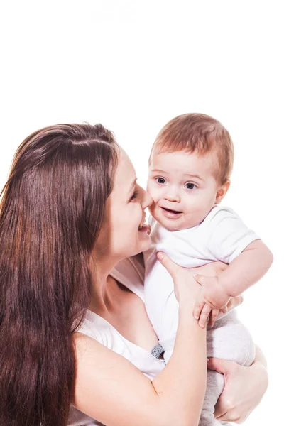 Gelukkig moeder en Baby geïsoleerd op wit — Stockfoto