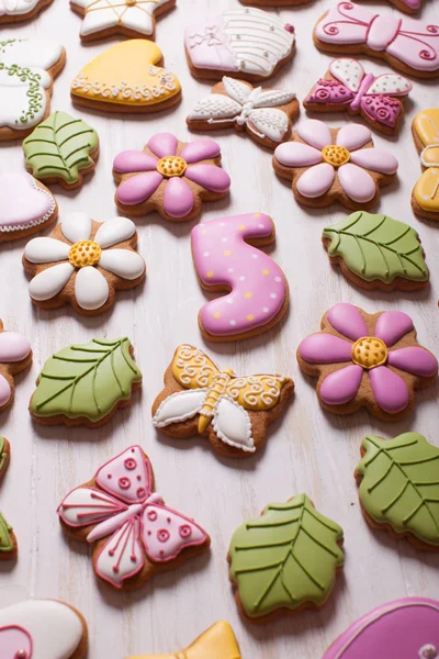 Sweet holiday gingerbreads for girl birth day — Stock Photo, Image
