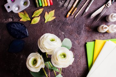 Diy köpük malzemeden gerçekçi ranunculus çiçek yapma