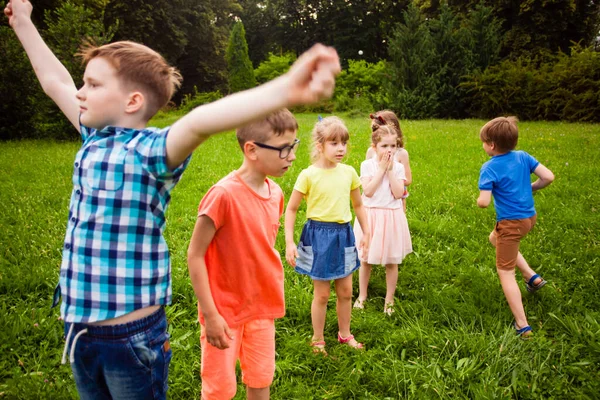 Childrens emotions of victory after a tense competition — Stock Photo, Image