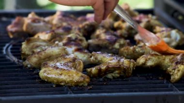 Izgara tavuk için yeni barbekü sosu resepsiyonu deniyorum.