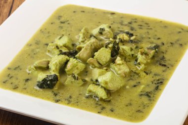 Tay geleneksel mutfağı - yeşil köri tavuk