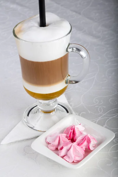 Café Com Leite Com Caramelo — Fotografia de Stock