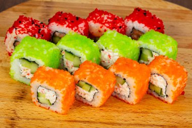 Suşi Japonya ve küme rulo