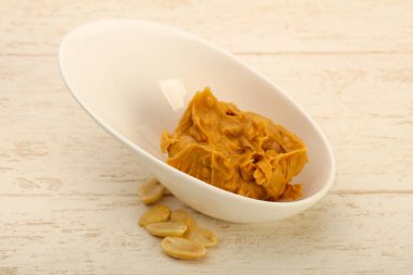 Fındık fıstık ezmesi