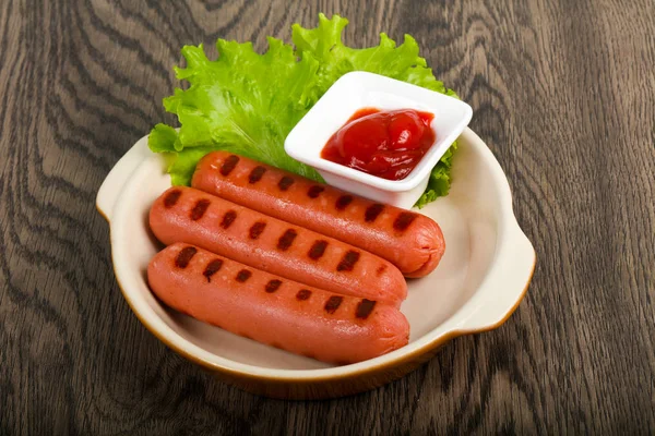 Grilled Sausages Salad Ketchup White Plate — Stock Photo, Image