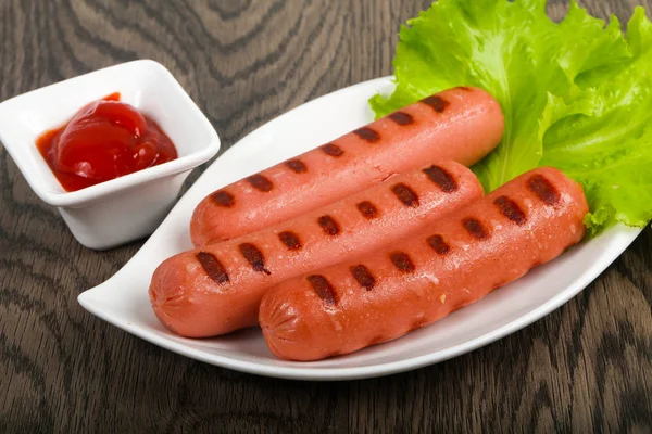 Grilled Sausages Salad Ketchup White Plate — Stock Photo, Image