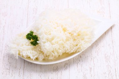 Ahşap mantar kaba aldı