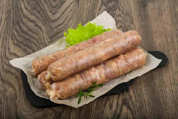 Doğal sosis ızgara veya kızartma için