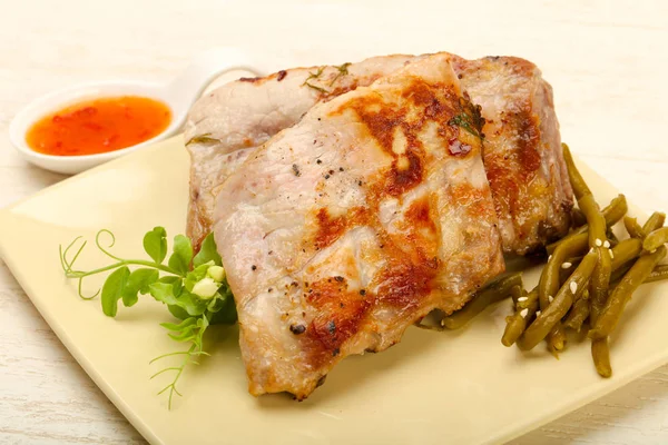 Kavrulmuş domuz yedek kaburga görünümü Kapat