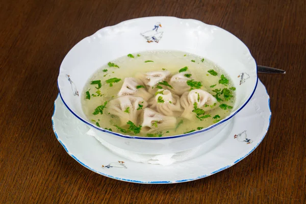 Sopa Khinkali Georgiana Com Ervas Mesa Madeira — Fotografia de Stock