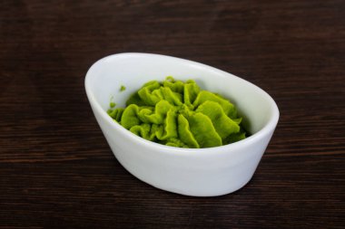 Wasabi makarna baharatlı kase