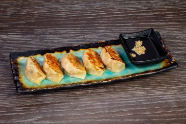 Karides ile lezzetli gedza köfte