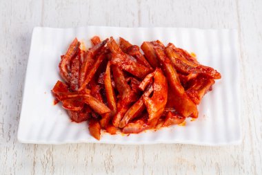 Lezzetli baharatlı domuz kulakları snack