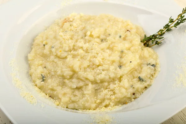 Italiaanse Keuken Risotto Met Blauwe Kaas — Stockfoto