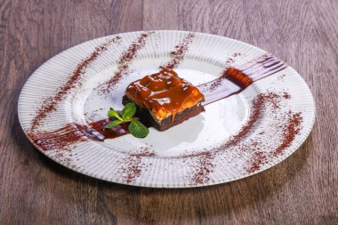 Karamel hizmet karamel kek kek