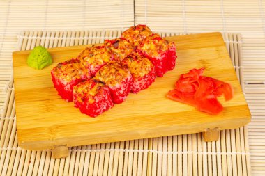 Suşi rulo pişmiş lezzetli sapporo