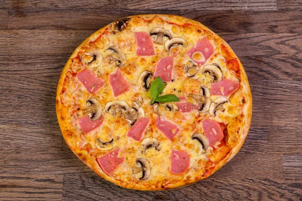 Pizza mantar ve peynir jambon