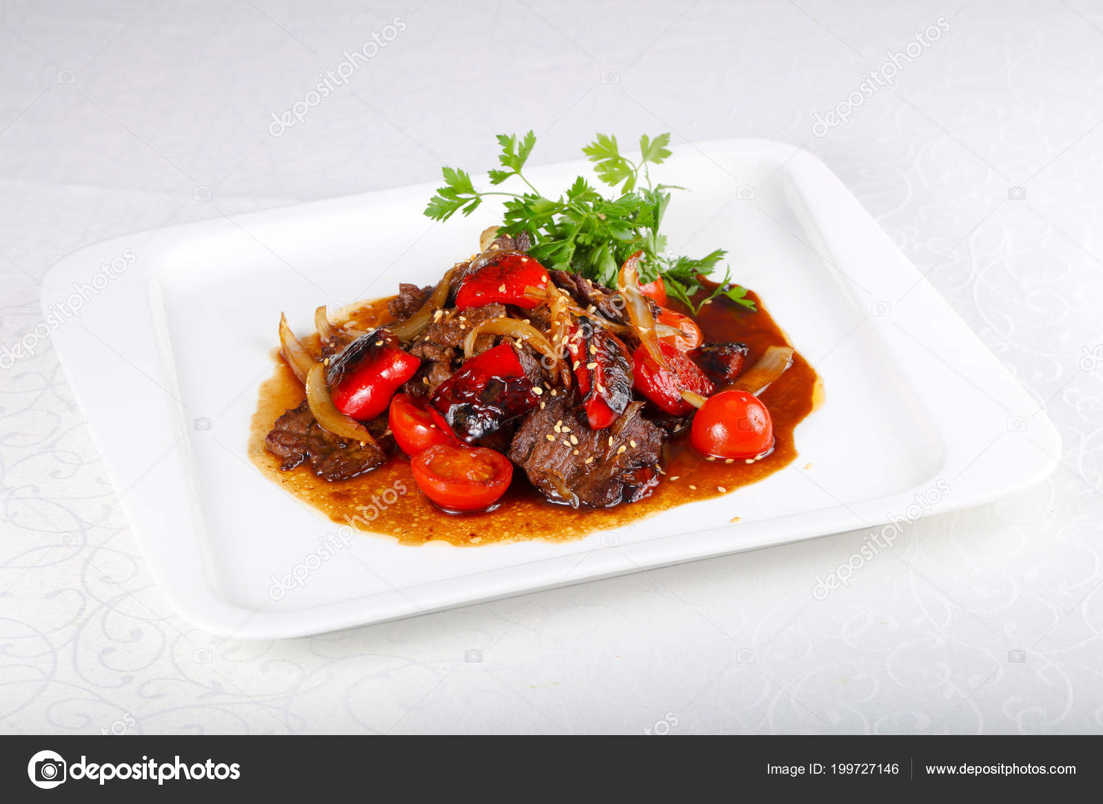 Beef Oyster Sauce Tomato Stock Photo by ©AndreySt 199727146